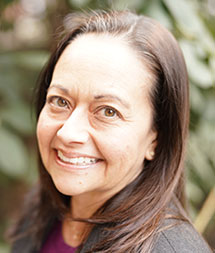 Photo of Larissa Fernandez